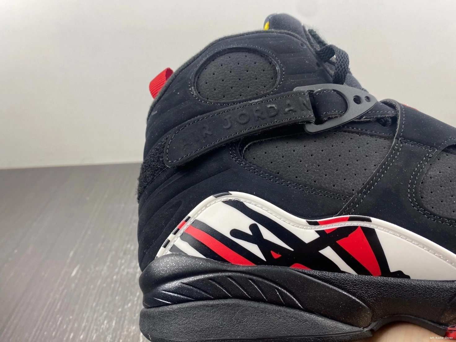 Playoffs Jordan 305381-062 (2023) Men's Retro 8 - 0306